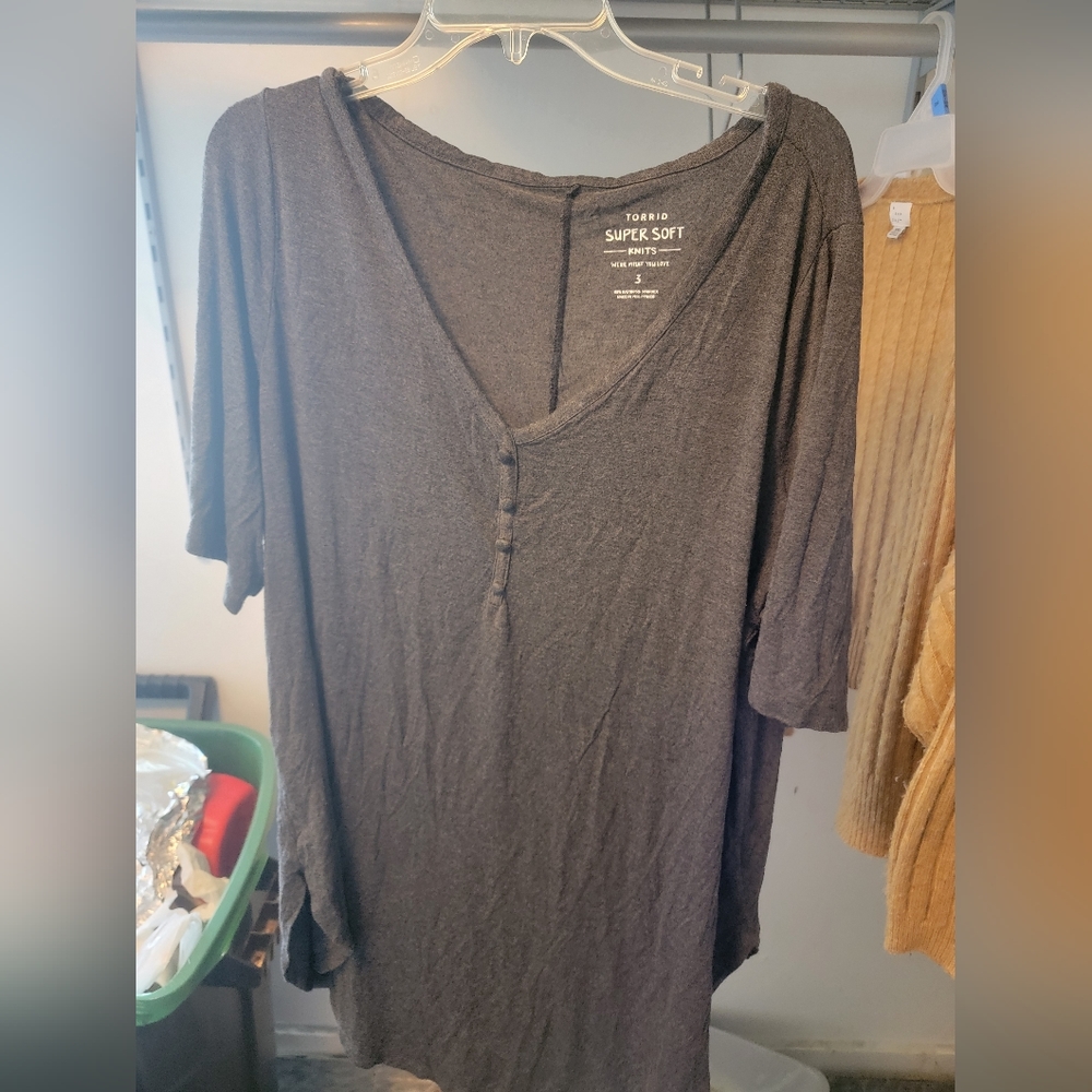 Torrid Grey Top